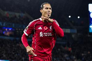 范戴克利物浦生涯265场英超均是首发，创赛事历史非门将球员纪录