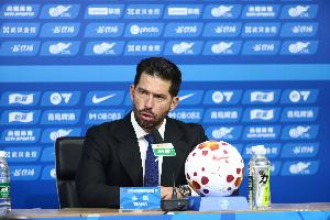 莫拉赛后：球员展现出顽强的斗志，会抓住间歇期机会提高和加强