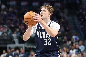 数据挺全面！弗拉格16中6&罚球7中6 砍18分9板7助4帽