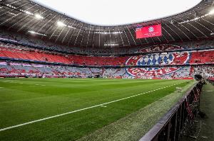 图片报揭秘安联球场：赫内斯鲁梅尼格爱走秘密通道，看台高朋满座