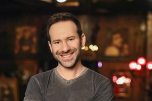 知名成人网站OnlyFans老板癌症病逝：享年43岁，身家47亿美元