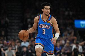 戴格诺特：麦凯恩是能泡在球馆苦练的家伙 他靠自身努力打出来的