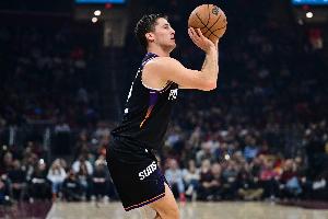 吉莱斯皮单赛季投进220记三分 NBA历史落选秀第4人！