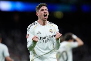 克罗斯称赞巴尔韦德：他现在的表现真是令人难以置信