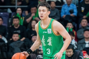 半场8中1&落后7分！解说：赵继伟发起质量就是辽宁攻阵地的晴雨表