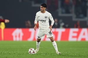 德天空：达胡德今夏将自由身离开法兰克福，多家俱乐部询问情况