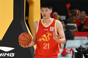 CBA常规赛第30轮最佳阵容：李弘权 米奇 胡金秋 贺希宁 帕克