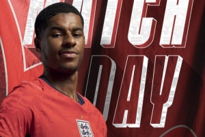 英格兰队发布对阵乌拉圭友谊赛海报，拉什福德单人出镜