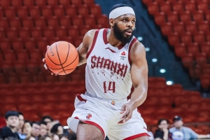 一球不丢！奈特半场8中8超高效砍下19分3助1断