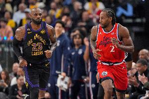 德隆：二对二没有护筐者 我选詹姆斯因为他比伦纳德更具运动能力