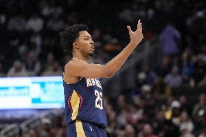 明天鹈鹕迎战火箭 墨菲&德章泰·穆雷出战成疑