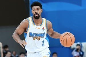 直播吧：贝利表现欠佳 北京男篮计划在近期引入新的后卫外援