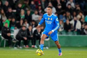 花费超1.8亿！世体：踢拜仁4名新援只有阿诺德首发，证明引援失败