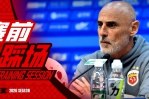 宣战 • 球队紧密团结，为身上的战袍全力拼搏