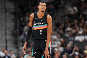 邦纳：我认为马刺能夺冠 他们化学反应极佳在季后赛会起很大作用