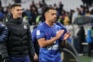 沪媒：米内罗、李可等人今天在健身房单独训练，明晚战铁人难出场