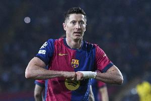 记者：塔雷将与莱万经纪人会面，伊布也力推米兰免签莱万