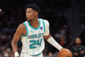 5次失误全场最多！布兰登·米勒10中5&三分7中4 得14分3板1助2断