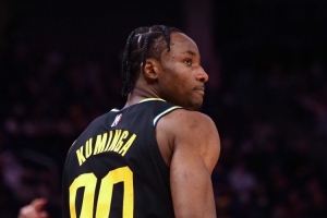 一哥：现在新秀和老将的关系跟以前不同 库明加新秀时曾朝我吼