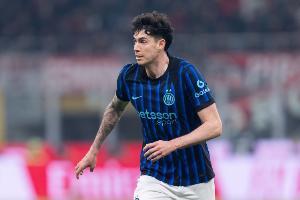 世体：巴斯托尼不会考虑英超或其他报价，他只愿为巴萨离开国米