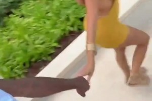 这绝对是NBA最疯狂的爱情，此前杰伦格林将40岁女友纹在身上...